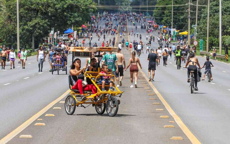 Interessados em fazer shows ou atividades musicais no Eixão do Lazer devem procurar o DER | Foto: Paulo H. Carvalho/ Agência Brasília